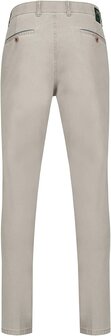 Club of Comfort chino met steekzak in katoen. Kleur: zandbeige